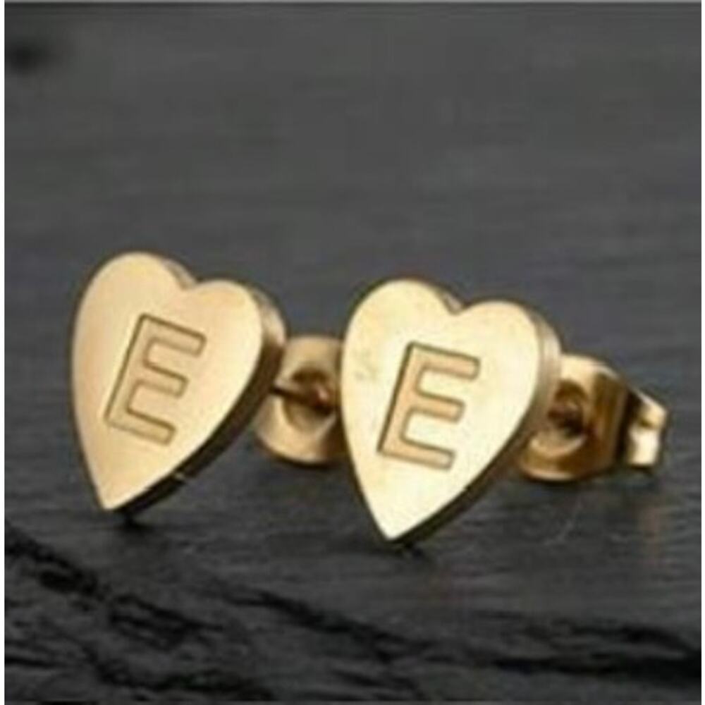 Letter E initial gold heart mini stud earrings